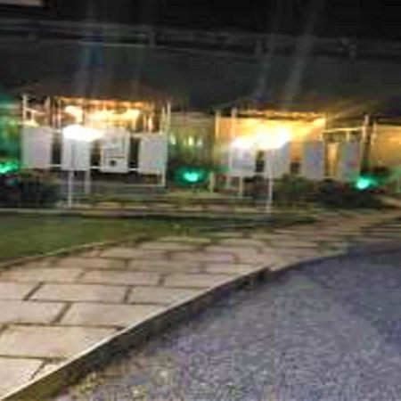 Hotel Krishna Exotica Ахмеднагар Экстерьер фото